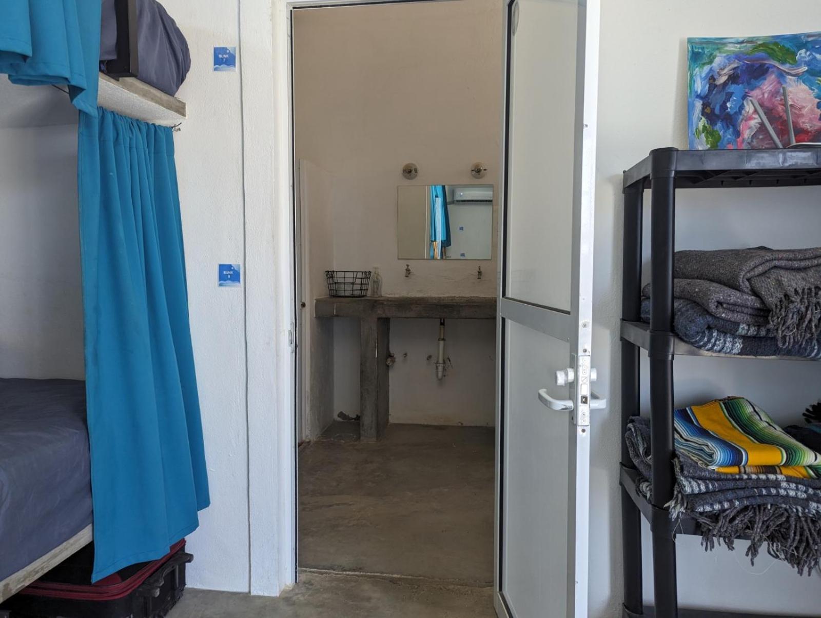 La Ventana Hostel Екстериор снимка